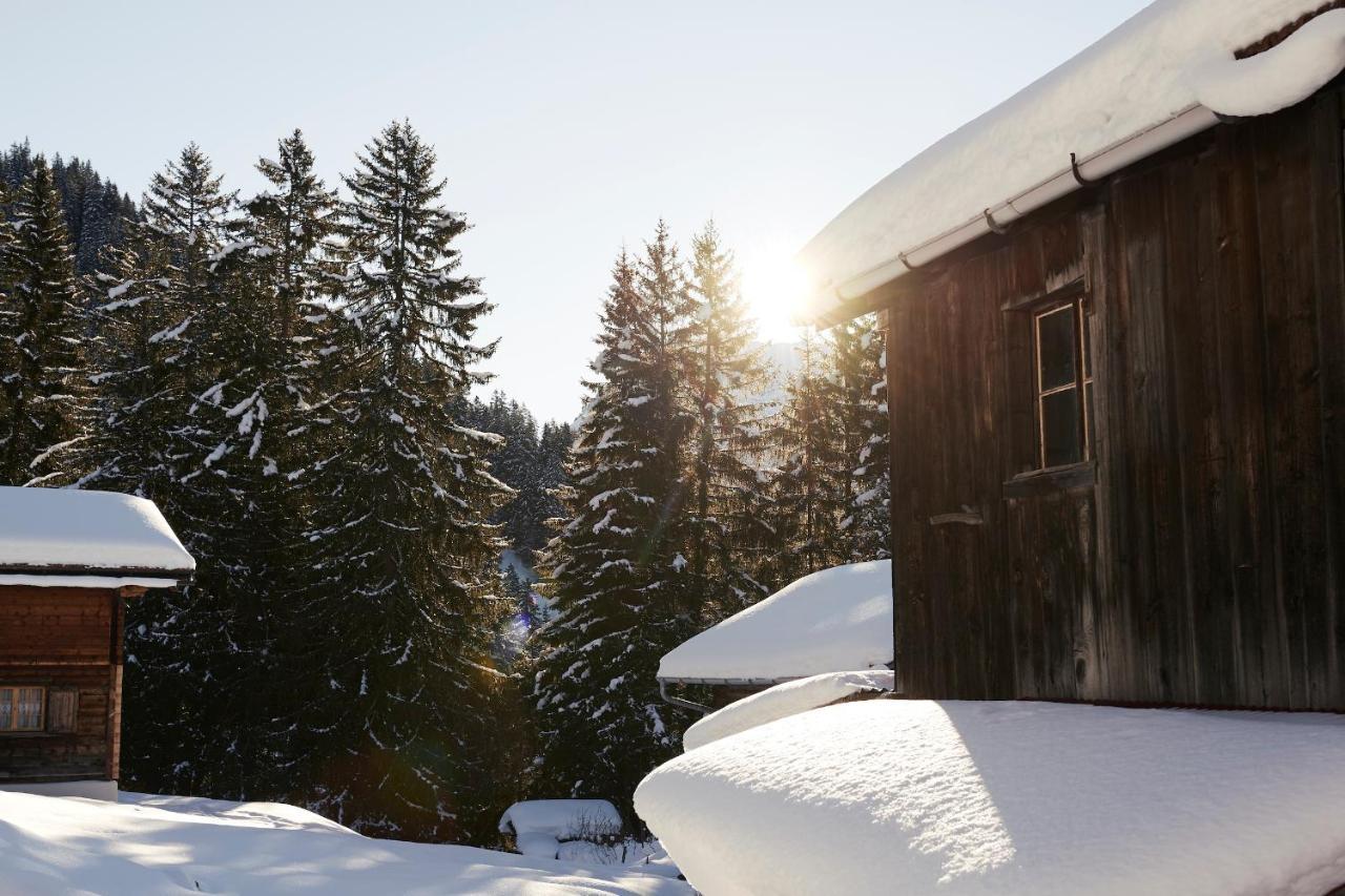 Отель Berghaus Alpenroesli Клостерс Экстерьер фото