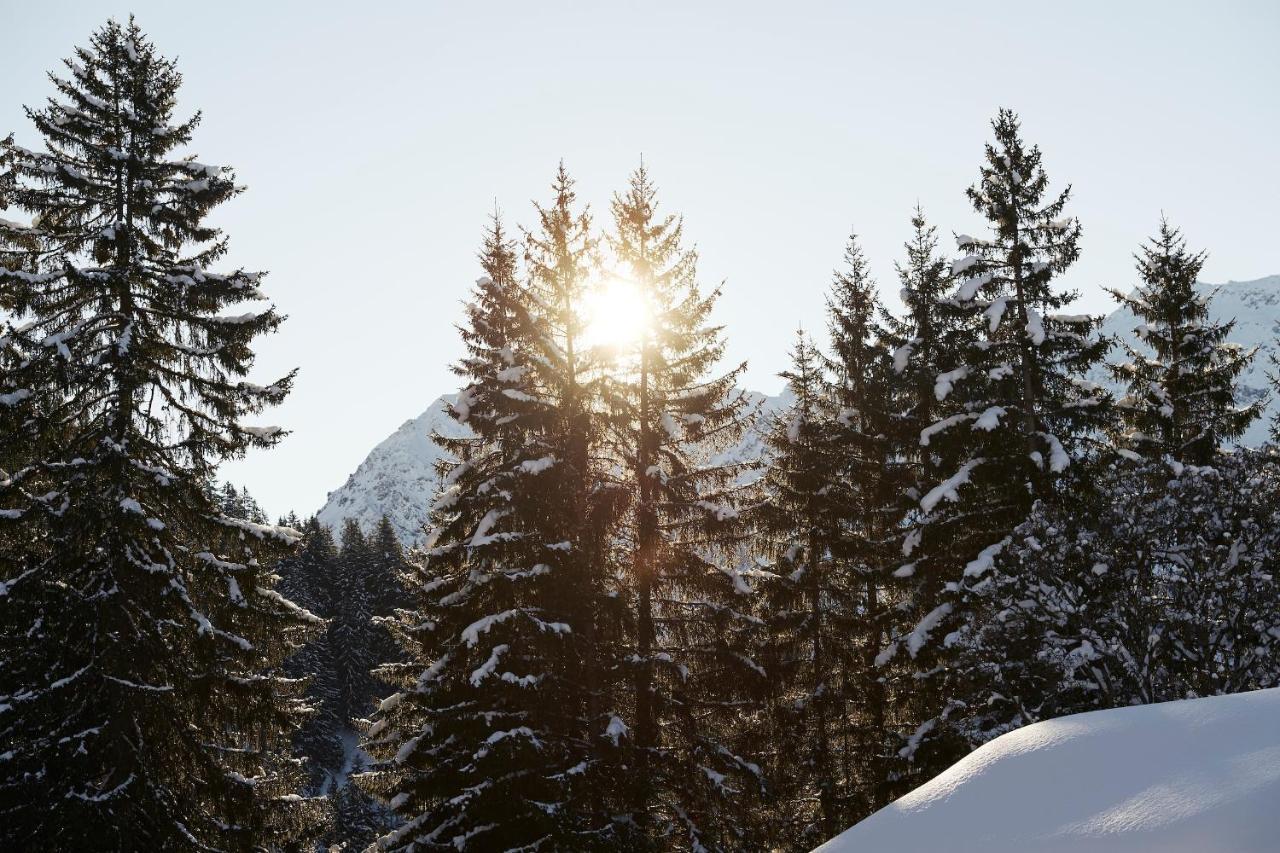 Отель Berghaus Alpenroesli Клостерс Экстерьер фото