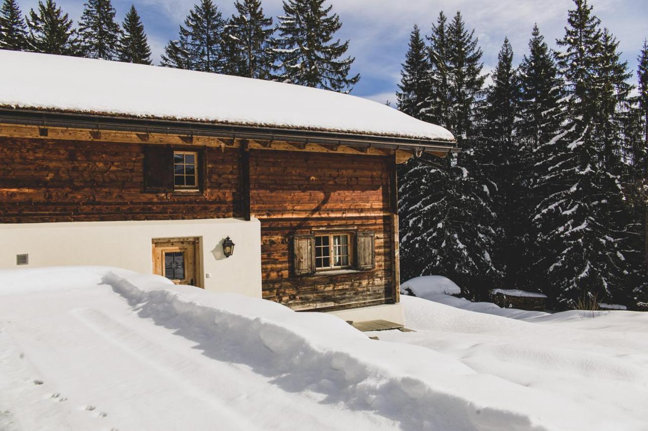 Отель Berghaus Alpenroesli Клостерс Экстерьер фото